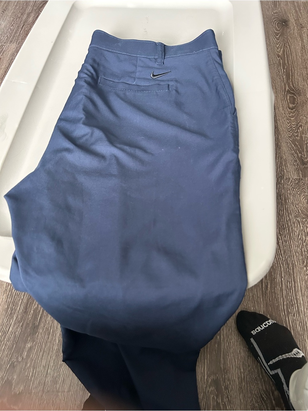 Lot of 2: Nike Men’s Drifit Golf Pants: Navy & Khaki colors 42x32 size